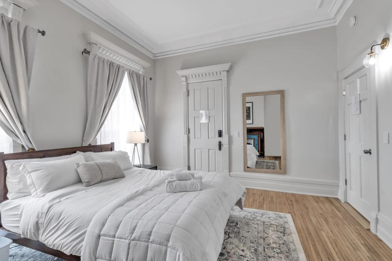 Spacious Second Empire Suite At The Platt Mansion Бъфало Екстериор снимка